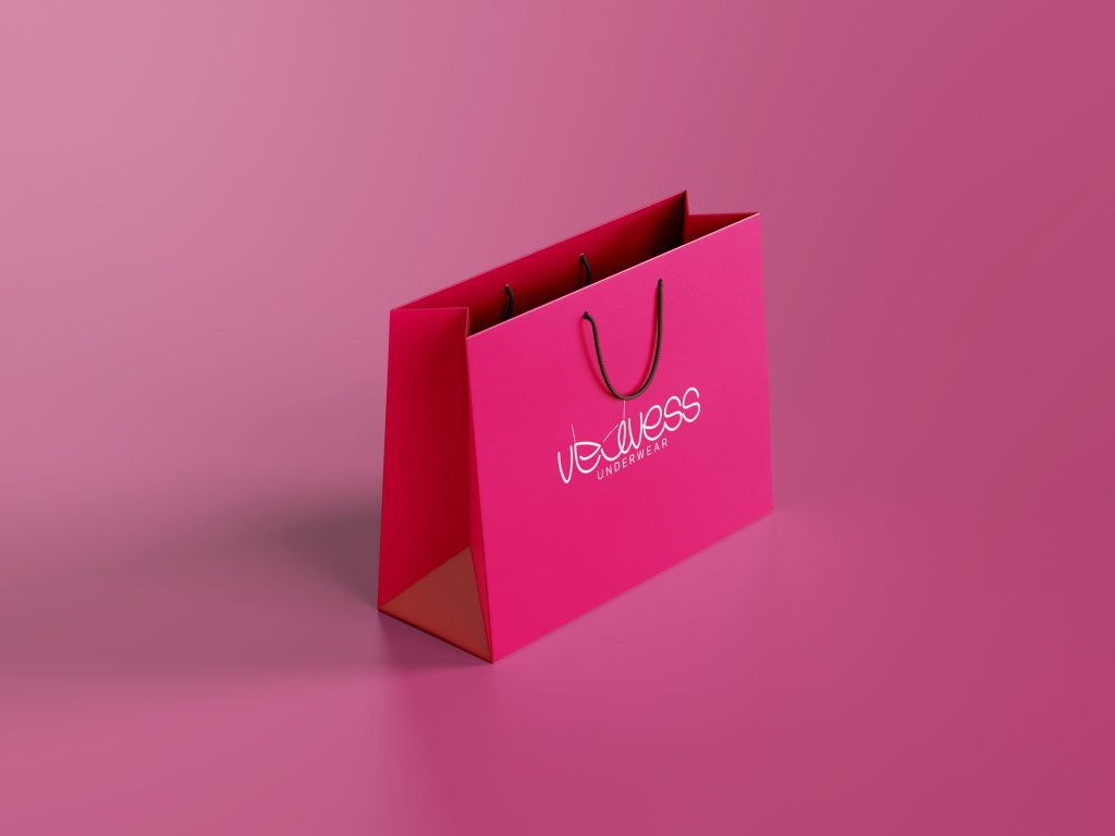 Free_Shopping_Bag_Mockup_3